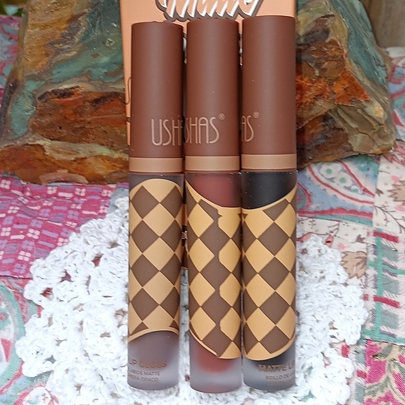 🆕️CHOCOLATE MATTE LIQUID LIPSTICK SET ALL DAY WEAR & ANTI SMUDGING - Picture 9 of 17